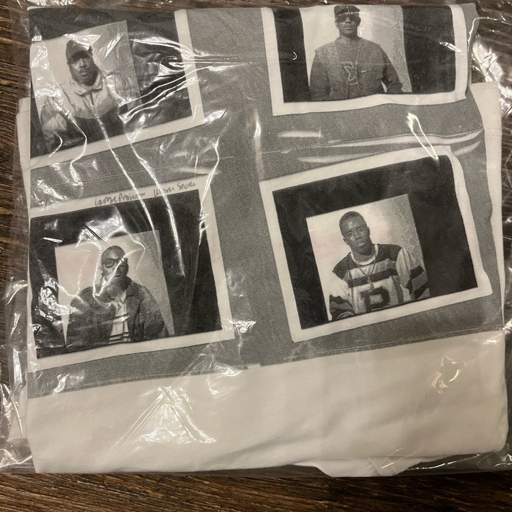 Marauders Black and White Graphic T-Shirt diddy